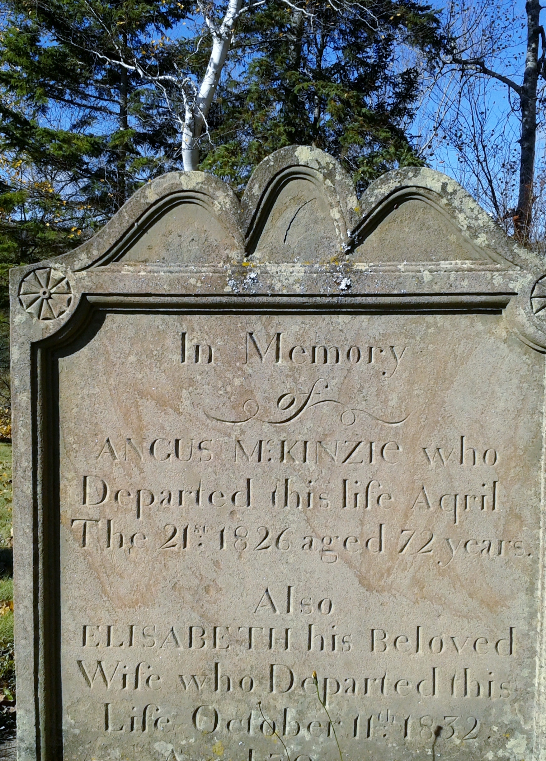 Angus McKenzie gravestone